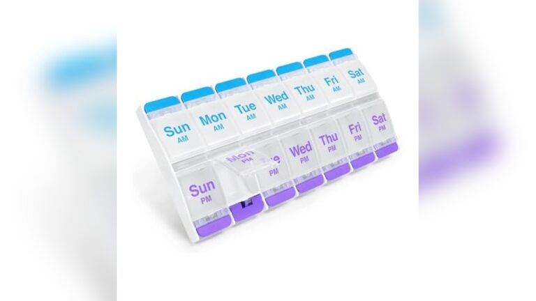 Ezy Dose Settimanale Pill Box Review: Organize Vitamins Easily